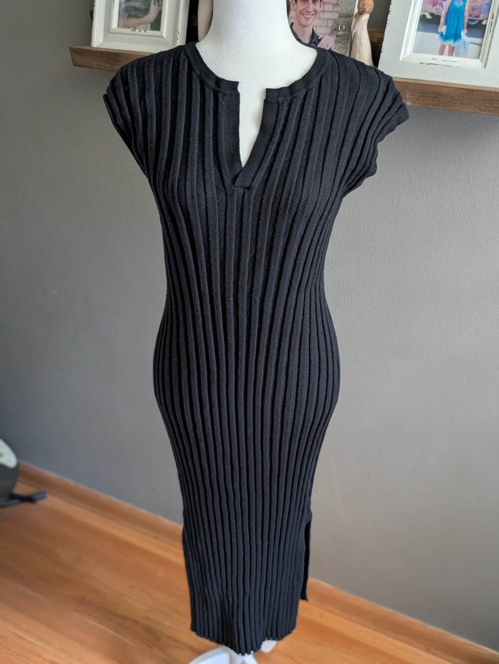 Rails Small Black Ashley Ribbed Knit Midi Dress Split Neck Sleeveless